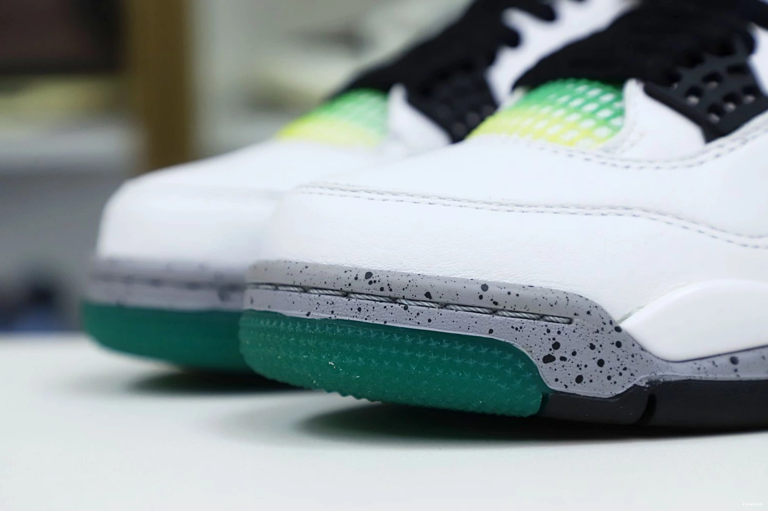 AIR RETRO 4 'RAST WMNS JORDAN 0219